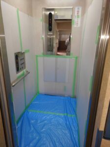 マンションリフォーム　エレベータ内養生