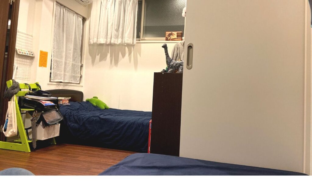 弟の部屋から見た写真