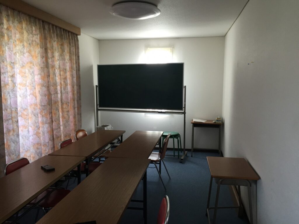 明るく癒されるセミナールームにしたい。