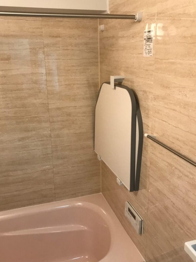 蓋は軽く保温効果があります　日々のお手入れが楽です