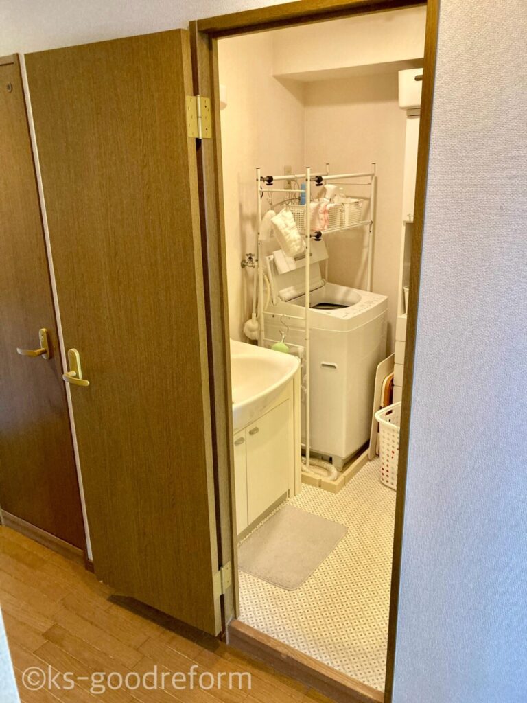 洗面室ドア_ビフォア①